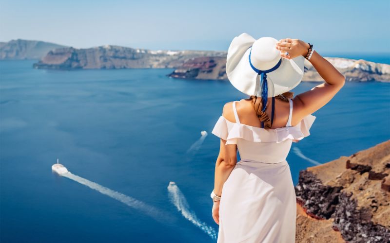 Capturing Santorini: The Photography Expedition