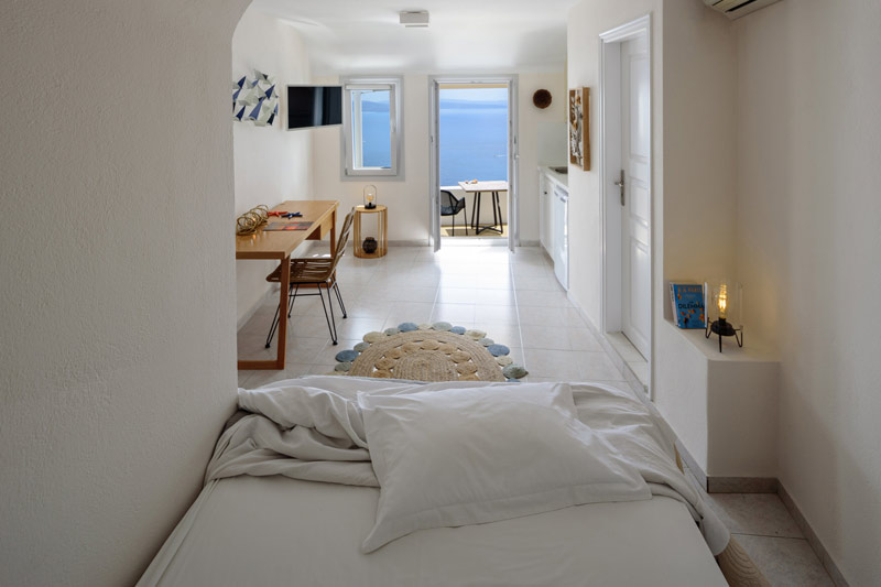 Santorini Superior Rooms With Caldera View & Aegean Vista