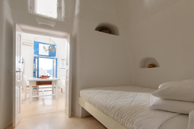 Santorini Greece Caldera View Apartment - Superior Traditional Apartment