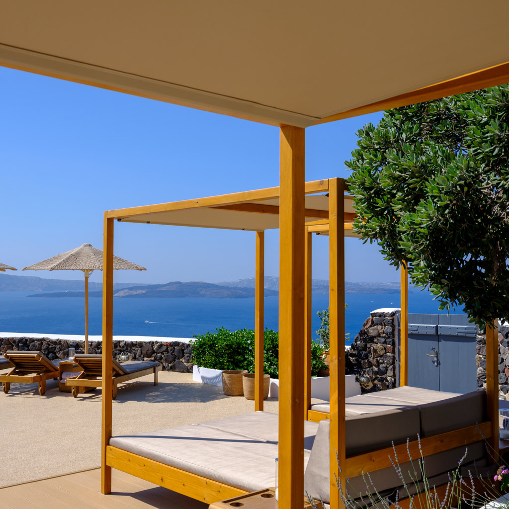 Oia Santorini Hotel Facilities - Pool Relax